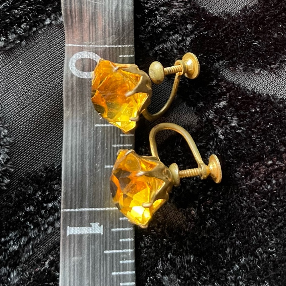 Antique Amber Glass Faceted brass screw back earrings - Picture 3 of 8